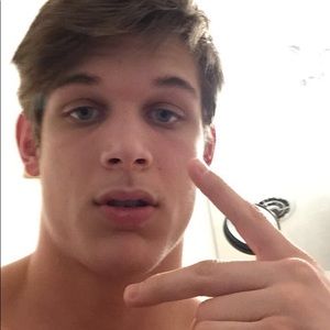 Meet your Posher, Parker